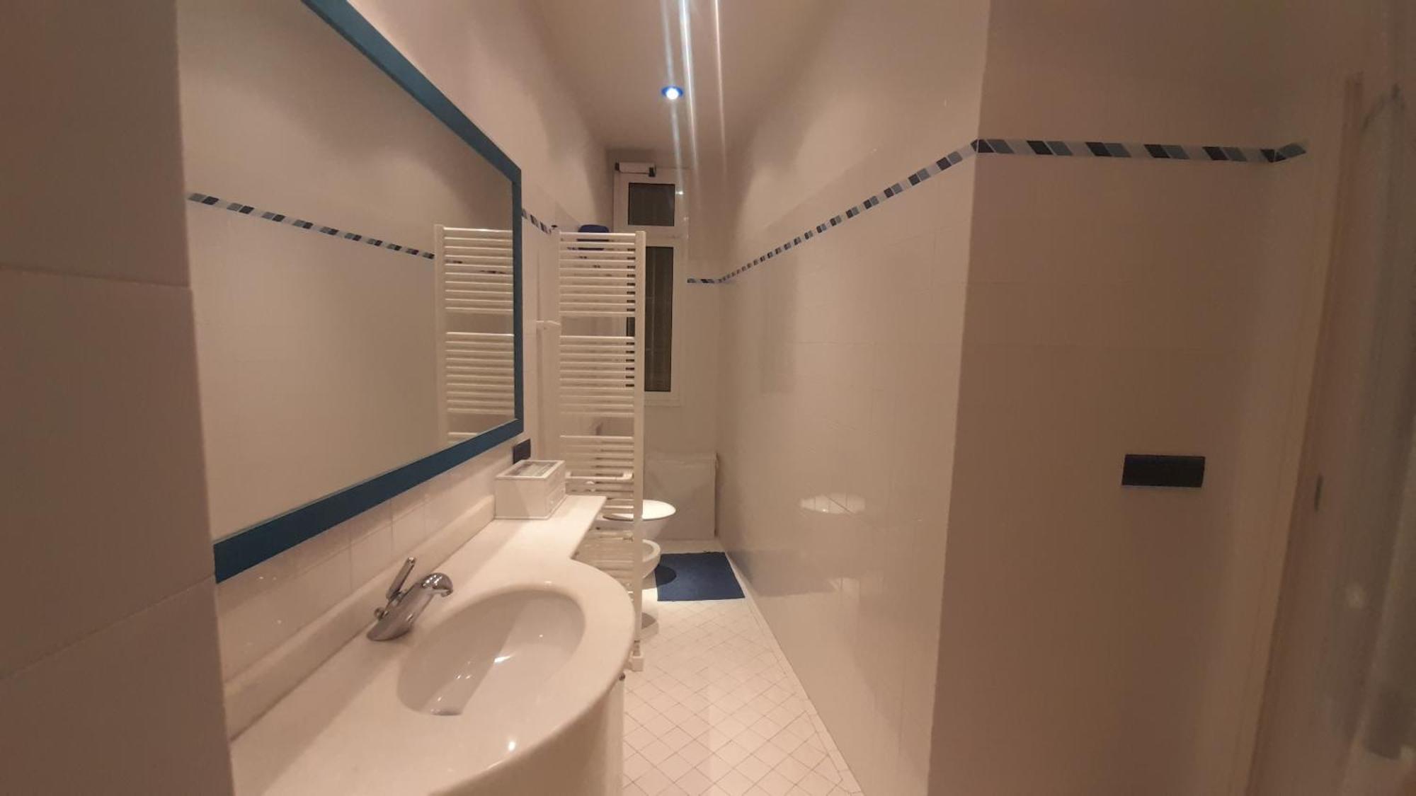 Azeglio Smart Apartment - Twa ボローニャ エクステリア 写真